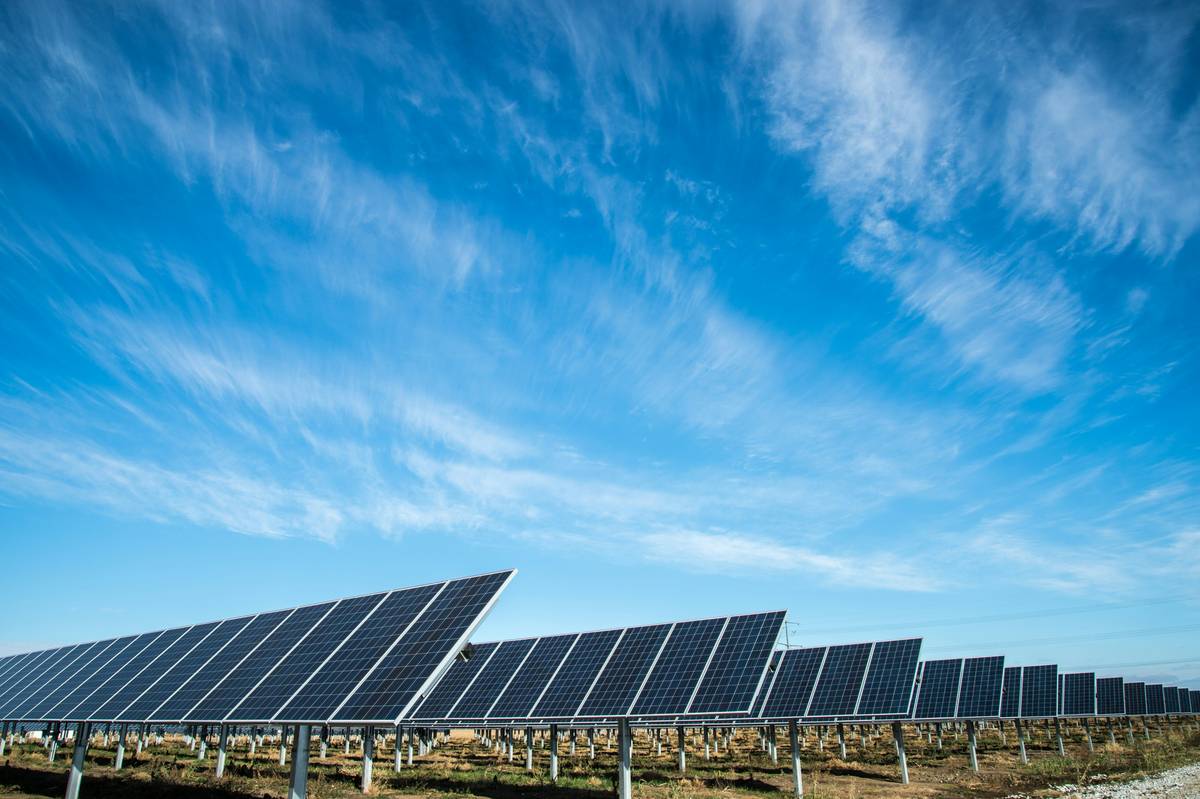Guide to Solar Panels: 7 Proven Tips to Avoid Costly Mistakes